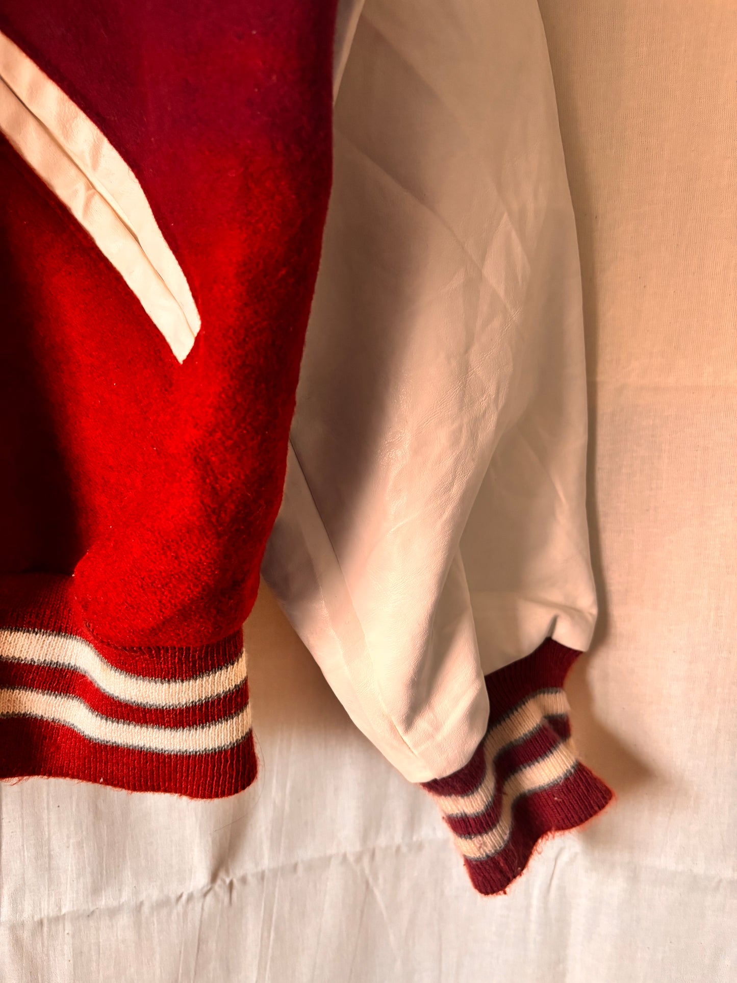 Vintage DeLONG Alabama Crimson Tide Varsity Jacket – Red Wool & White Vinyl Sleeves, USA Made