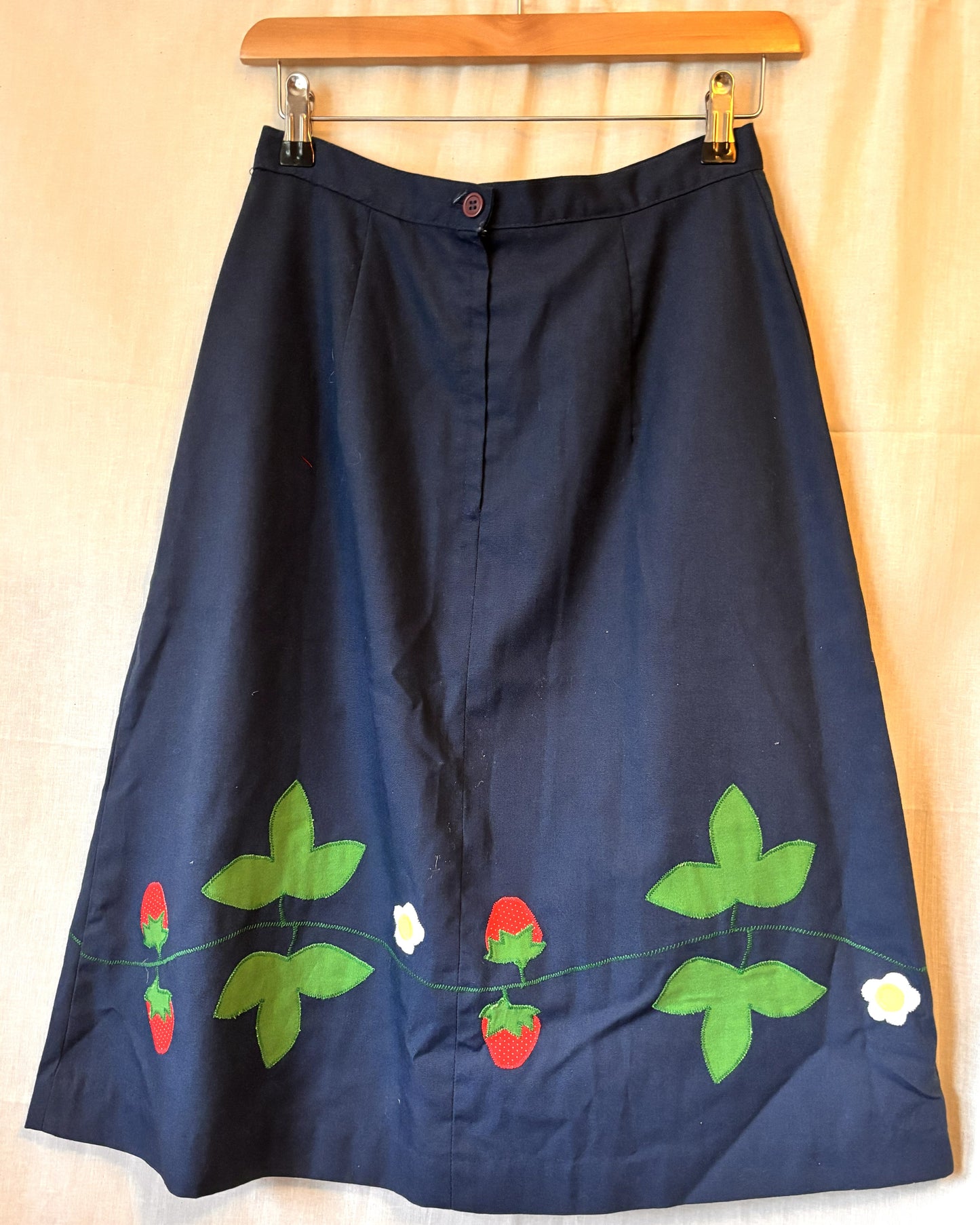 Vintage Navy Strawberry Appliqué Skirt – J. Estes (Size 12)