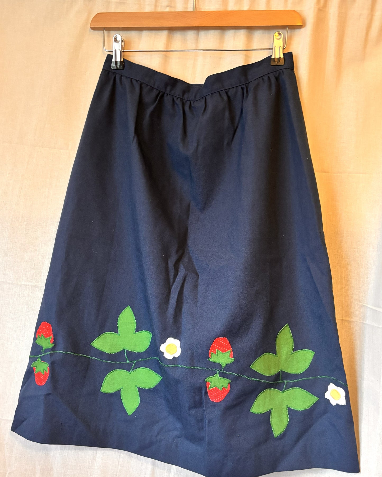 Vintage Navy Strawberry Appliqué Skirt – J. Estes (Size 12)
