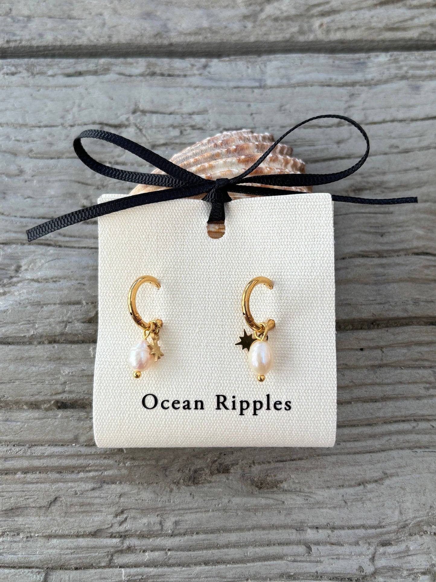 18ct Gold Plated Fresh Water Pearl Gold Star Huggie Earrings