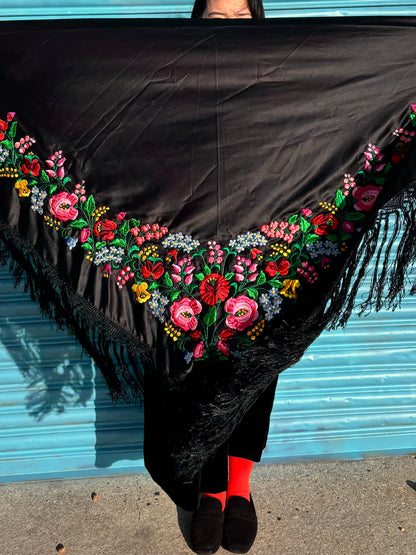 Vintage Hungarian Hand-Embroidered Shawl – Black Satin with Floral Folk Embroidery (1980s)