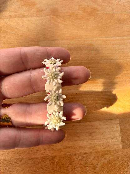 Vintage Child's 1950s Edelweiss Lucite Bracelet