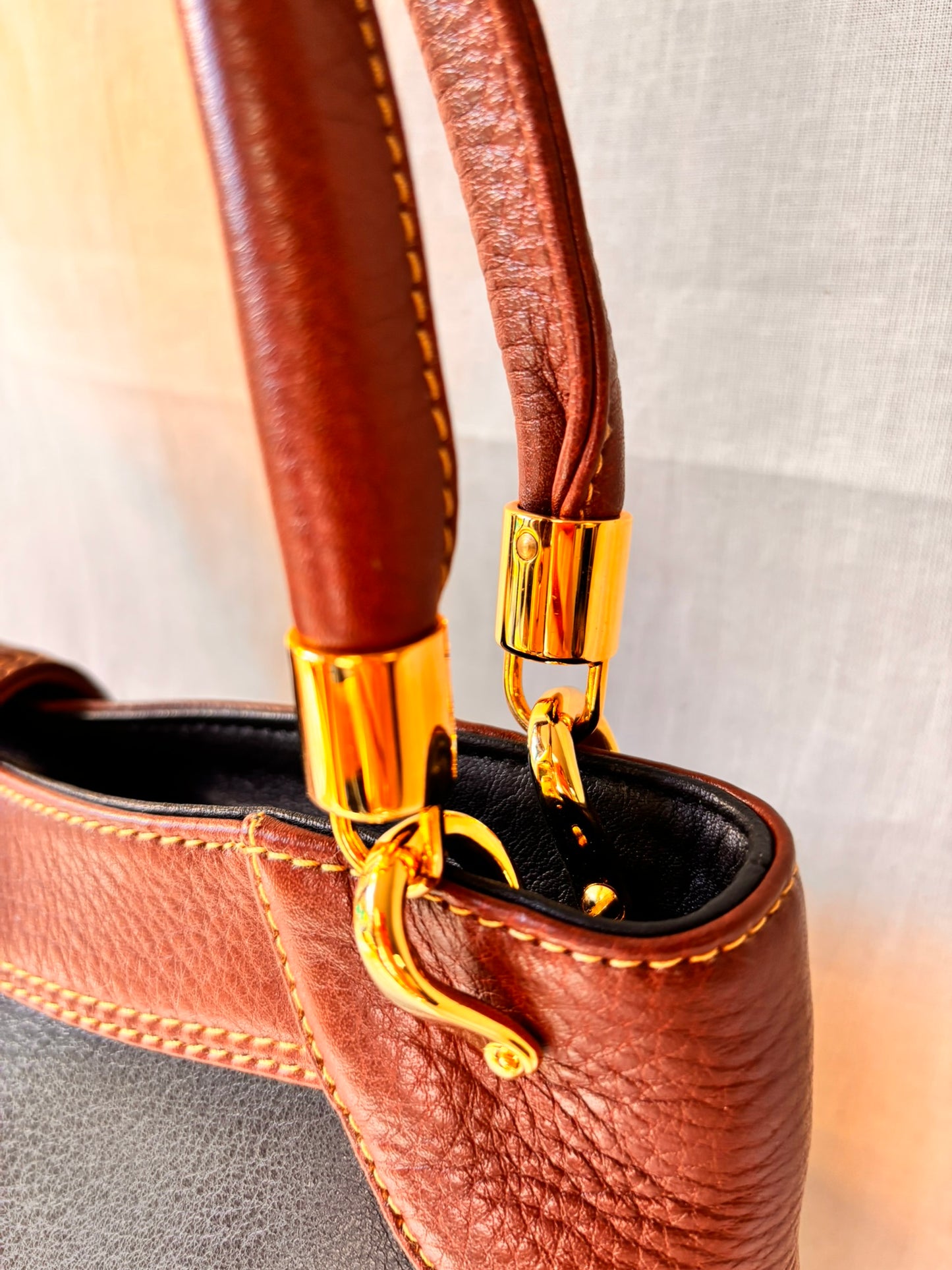 Vintage 90s Black and Tan Spanish Leather Kelly Style Handbag