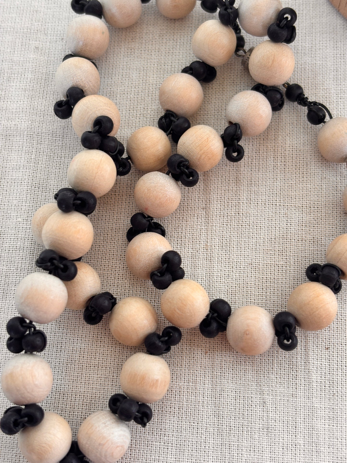Vintage Wooden Bead Necklace - I'd Wear That