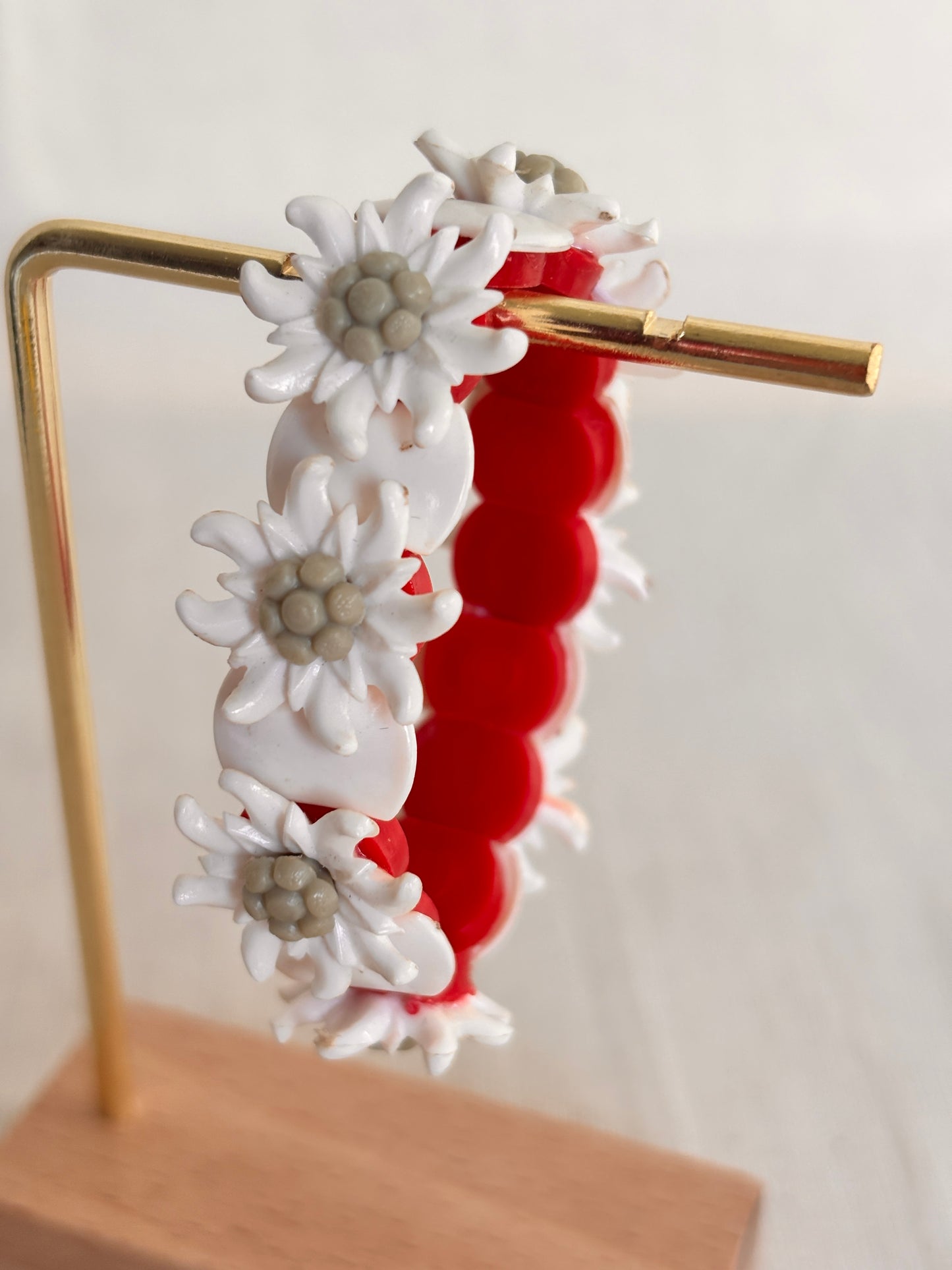 Vintage Child's 1950s Edelweiss Lucite Bracelet