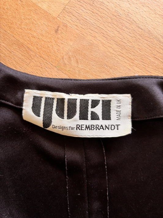 close up of Yuki label
