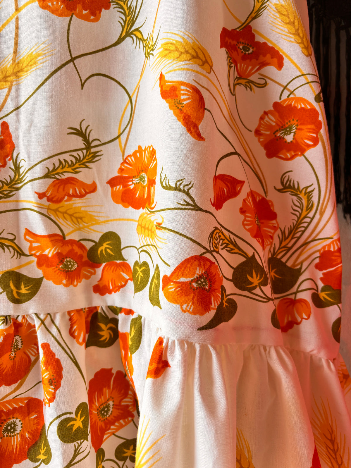 I'd [re]Wear That - Upcycled Vintage Floral Tablecloth Dipped Hem Dress