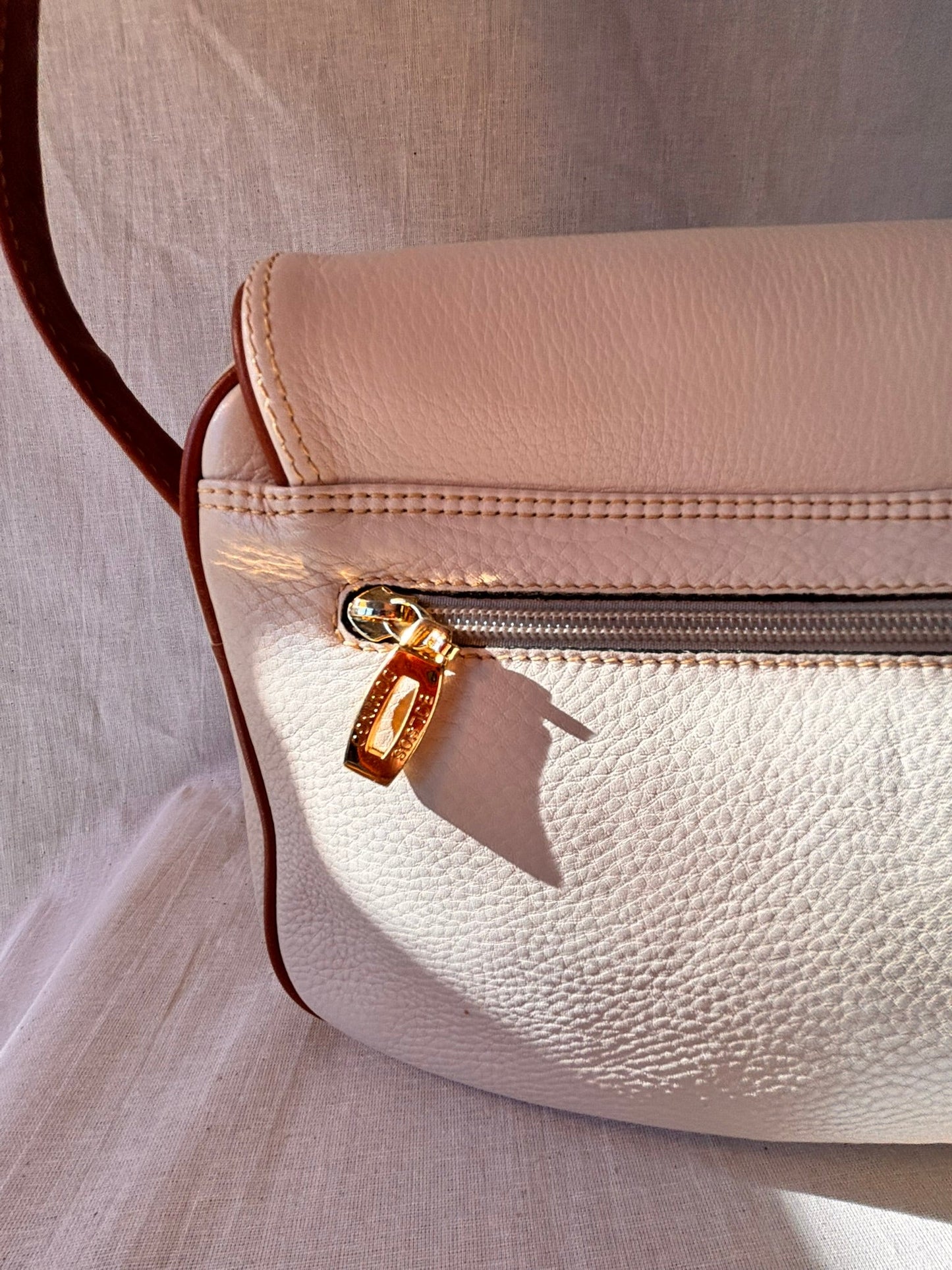 Vintage 1990s Bolsos Domingo Cream & Tan Spanish Leather Crossbody Bag – Purchased at El Corte Inglés - I'd Wear That