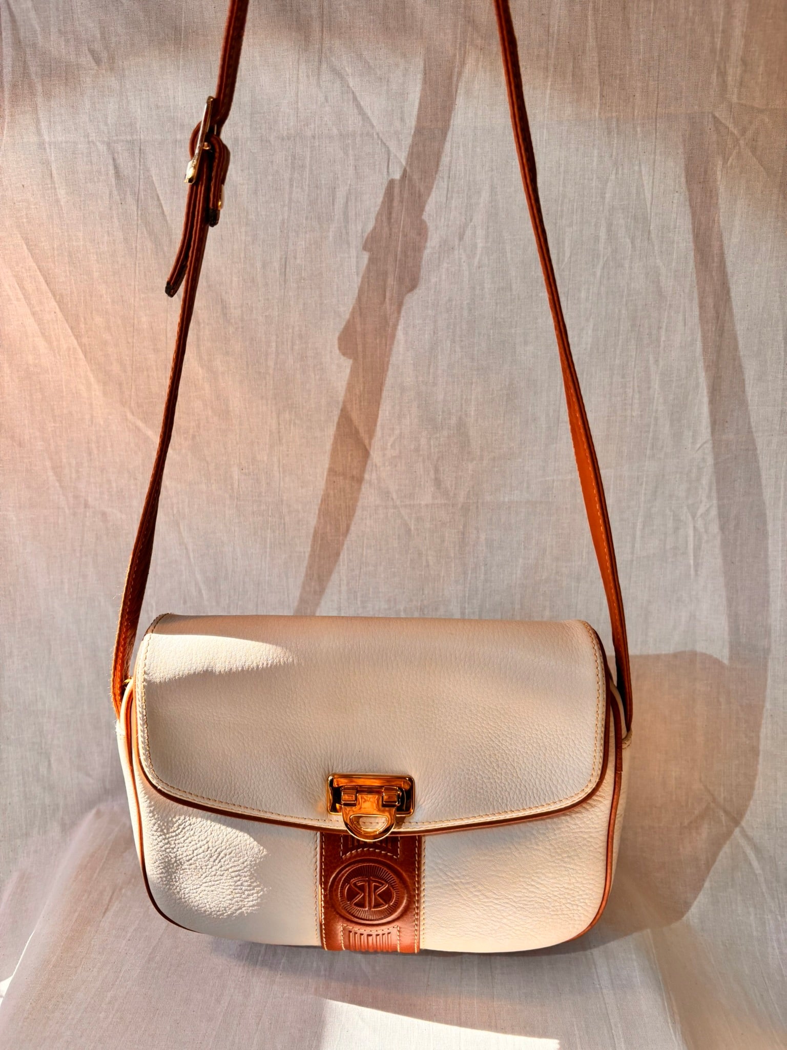 Vintage 1990s Bolsos Domingo Cream & Tan Spanish Leather Crossbody Bag – Purchased at El Corte Inglés - I'd Wear That