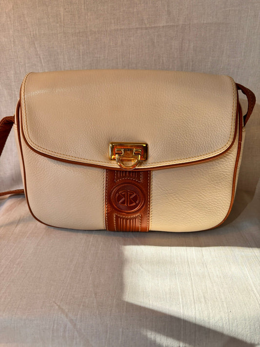 Bolsos Domingo Cream & Tan Vintage Spanish Leather Crossbody Bag - I'd Wear That