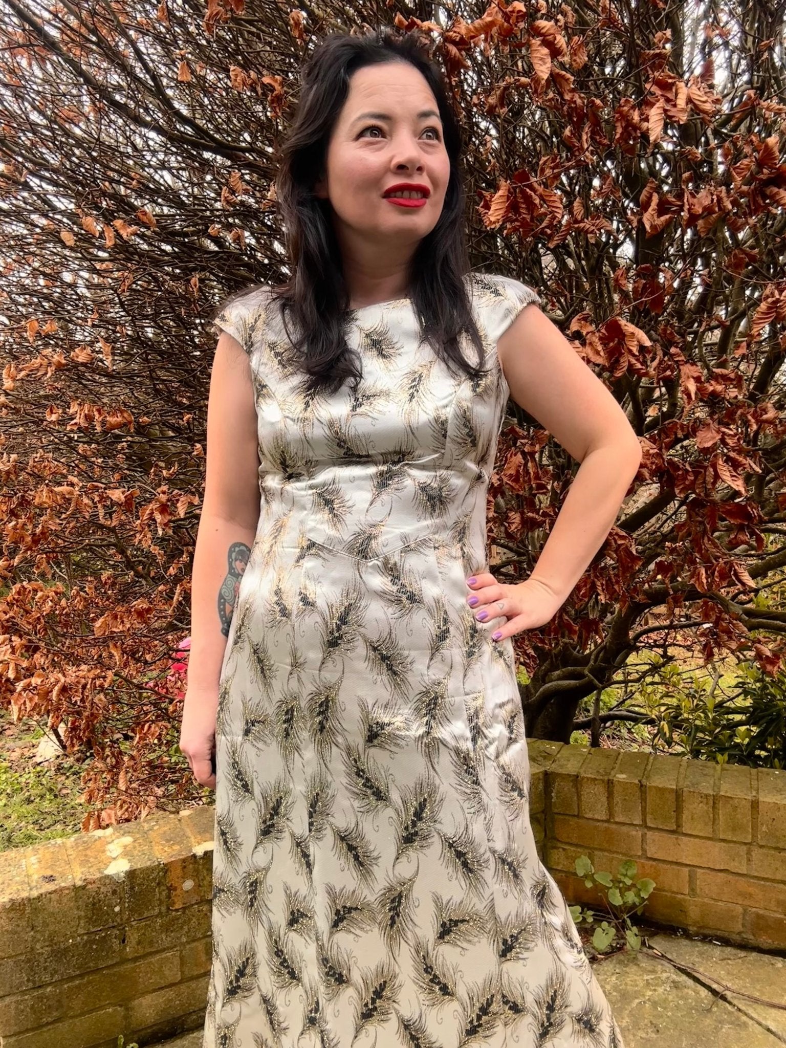 Vintage Silver Brocade Cocktail Dress with Feather Motif - I'd Wear That