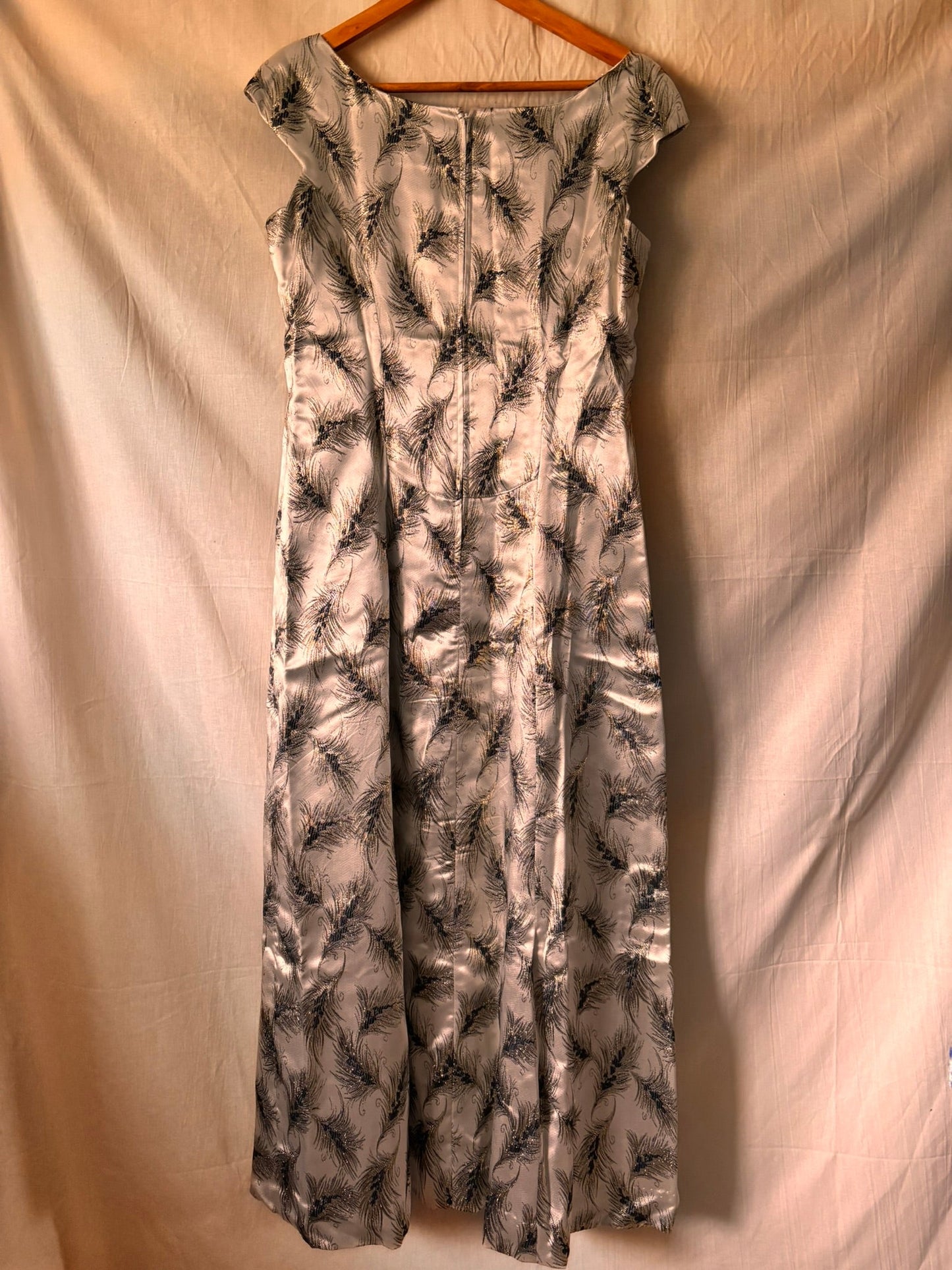 Vintage Silver Brocade Cocktail Dress with Feather Motif - I'd Wear That