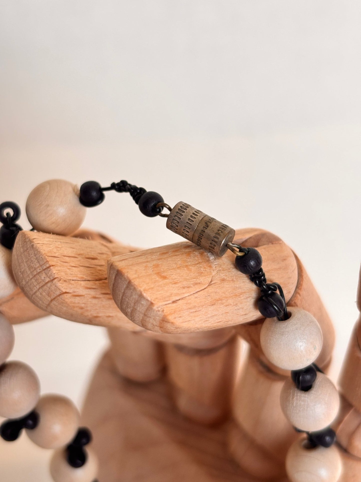 Vintage Wooden Bead Necklace - I'd Wear That